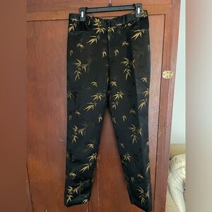 Vivienne Tam flat front gold palm pattern pants - capri length Size 3